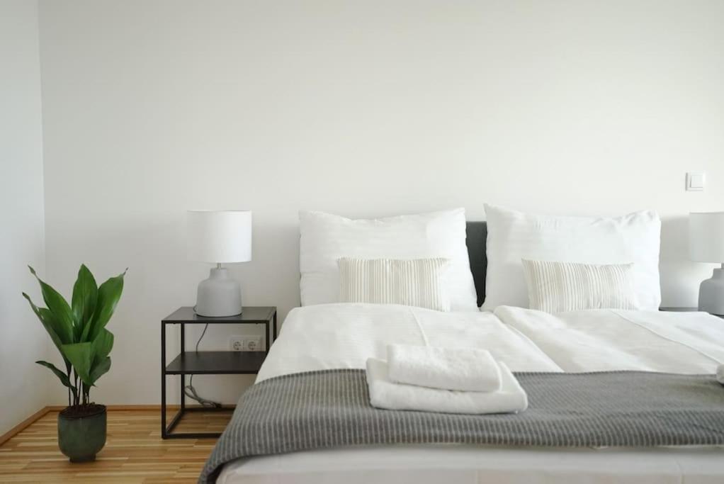 Oberlaa New Apartment - 15 Min To City Wiedeń Zewnętrze zdjęcie