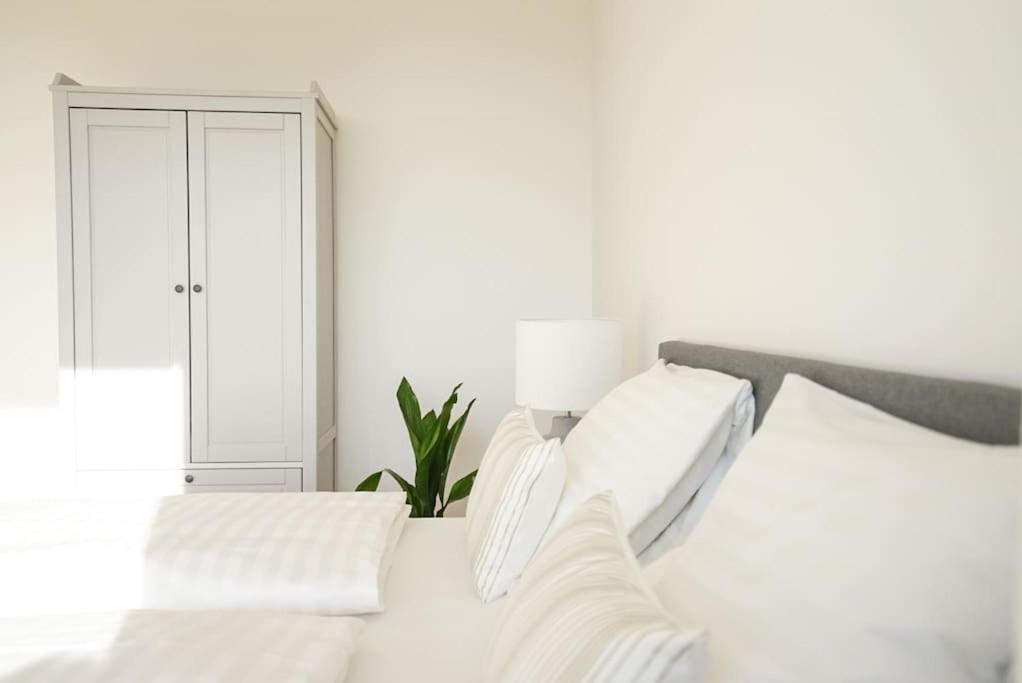 Oberlaa New Apartment - 15 Min To City Wiedeń Zewnętrze zdjęcie